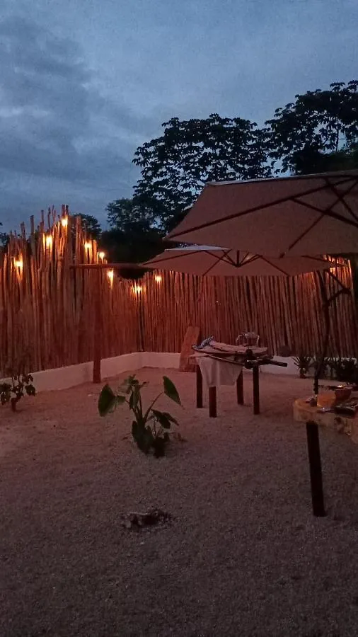 Kasa Alebrije Bacalar Kabヴィラ